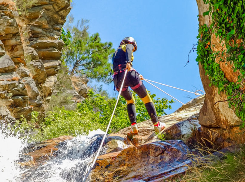 activite canyoning dans le gard