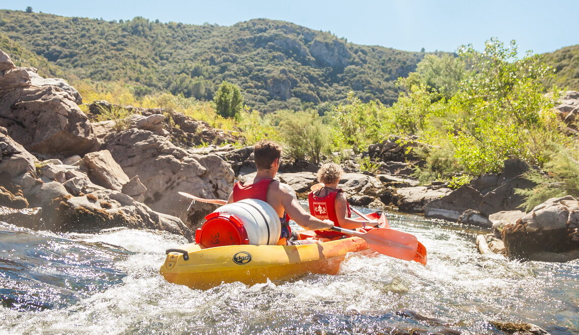 Canoë Kayak - Camping Paradis Domaine de Gaujac dans le Gard